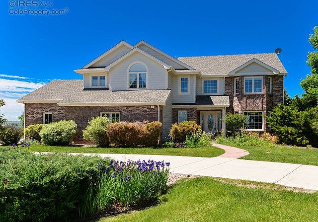 1st image of 332 N Shores Cir