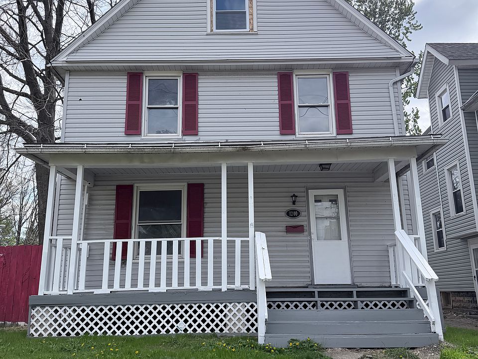 1st image of 1240 Oxford Ave NW