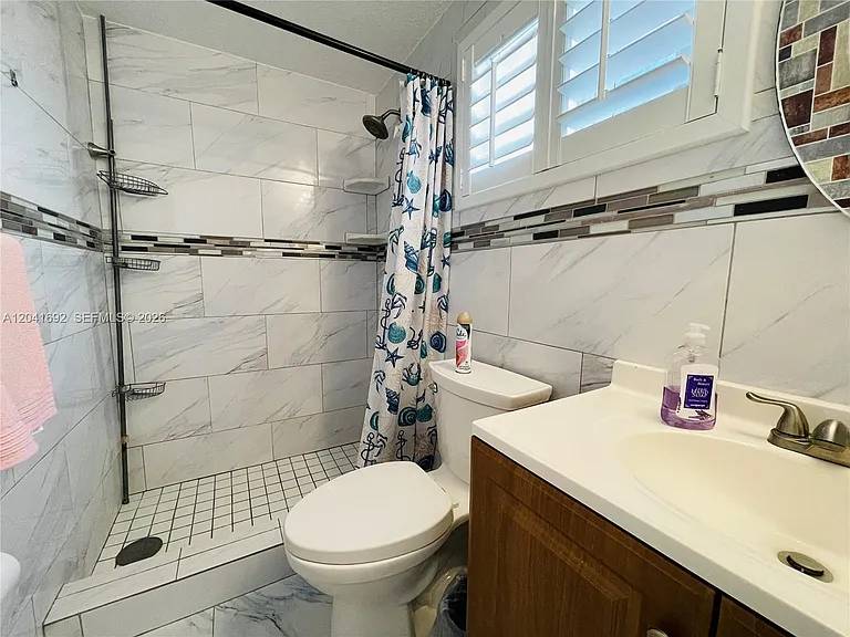 6118 Mayo St #2 — Photo 12