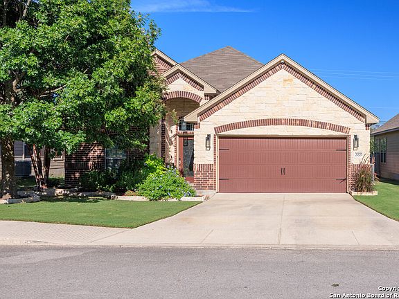 3rd image of 21619 SEMINOLE OAKS
