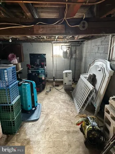 19 N Maple Ave Photo 1