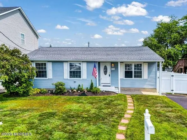 625 Beachwood Avenue, Toms River, NJ 08753
