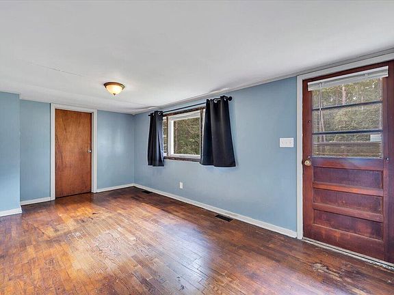 5th image of 421 Beverly Heights Rd