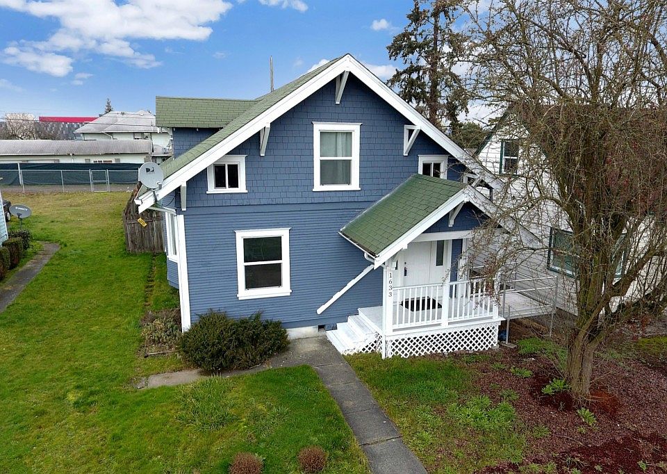 1st image of 1633 E 32nd St