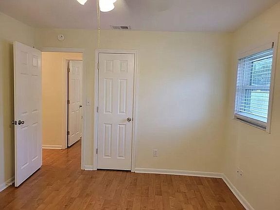 5th image of 573 Green Meadow Ct #1