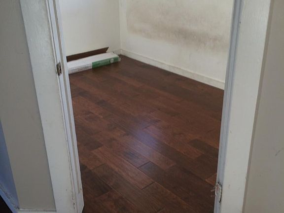 5th image of 489 Dawson Ave APT A