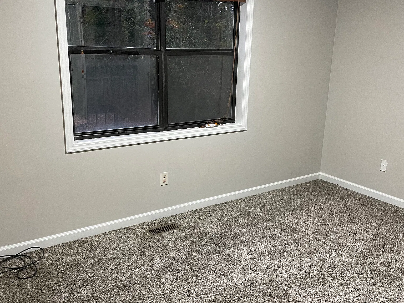 1072 Dassow Ct — Photo 4
