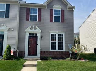 23 Streamside Pl, Falling Waters, WV 25419