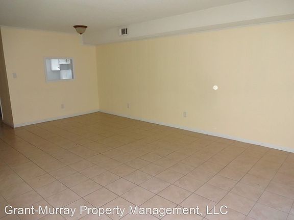 4th image of 5654 Pope St APT C