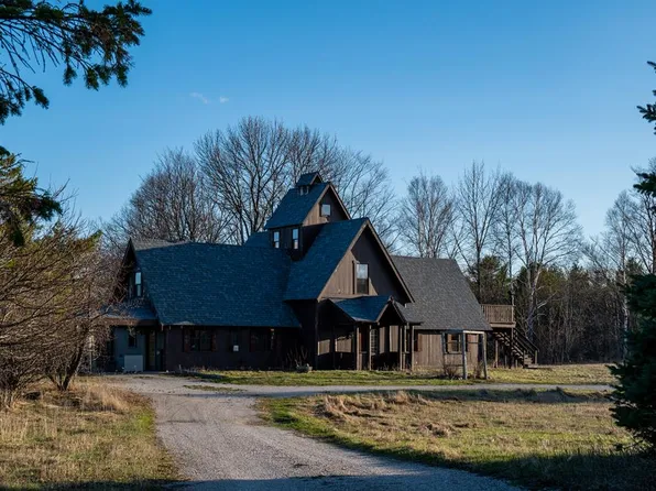 12071 County Road Np, Ellison Bay, WI 54210