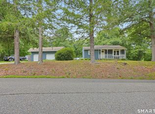 543 Lisbon Rd, Canterbury, CT 06331