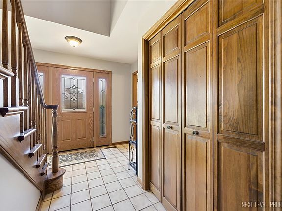 5th image of 628 Flock Ave