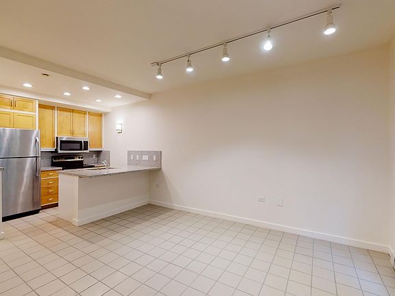 4th image of 1059 Union St APT G