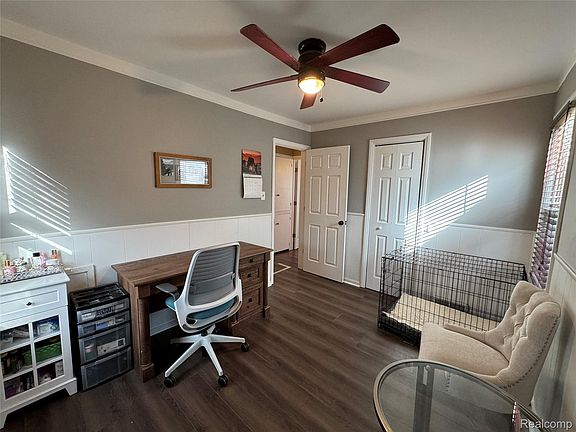 5th image of 116 Devillen Ave