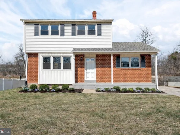 76 Springlake Dr, Newark, DE 19711