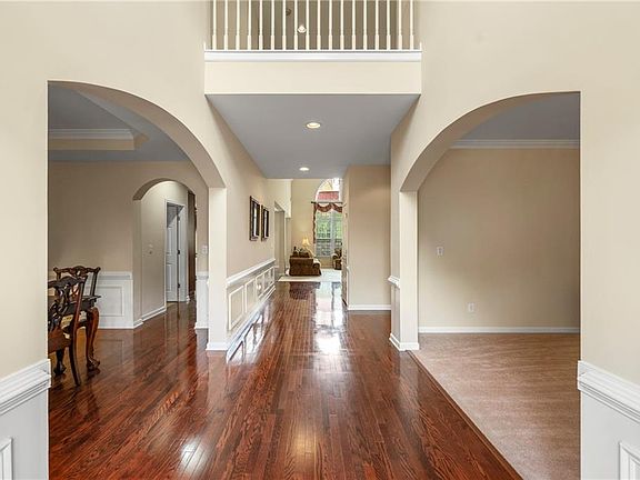 2nd image of 7621 Forest Glen Way