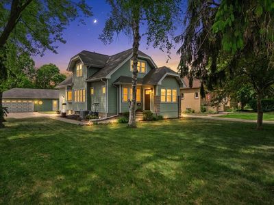 333 W Bender ROAD, Glendale, WI, 53217