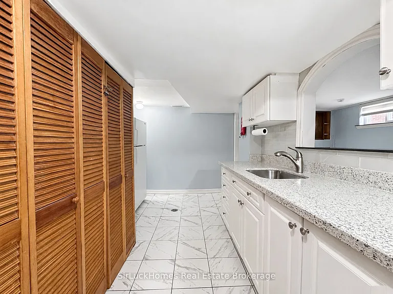 15 Snowood Ct — Photo 13