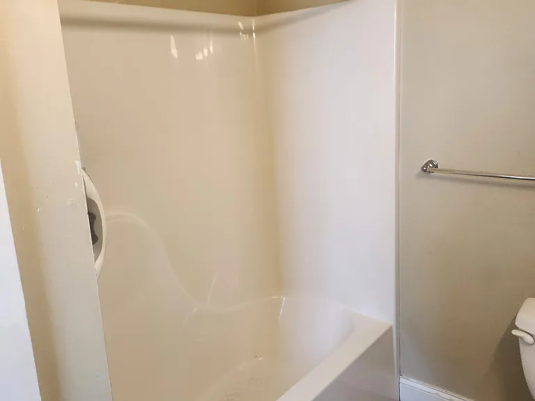 244 N 3rd St #3 — Photo 3