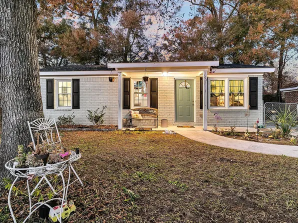 107 Dorchester Manor Blvd, North Charleston, SC 29420