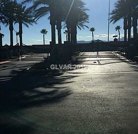 4th image of 6868 Sky Pointe Dr Unit 2152