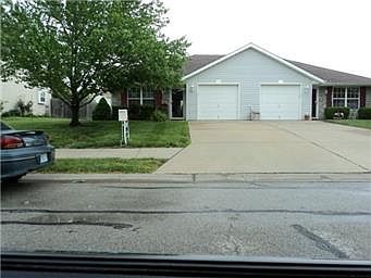 1st image of 1035 SW Ephraim Dr
