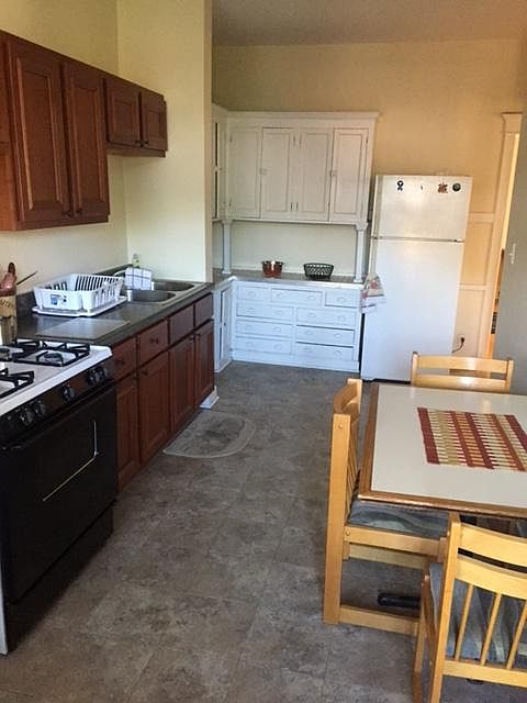 2nd image of 5457 S Cornell Ave APT 3R