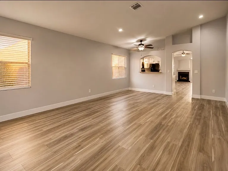 7032 Golden Desert Ave — Photo 2
