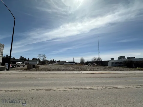 12 W Main St, White Sulphur Springs, MT 59645