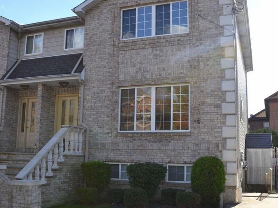 1st image of 84 Beach Ave
