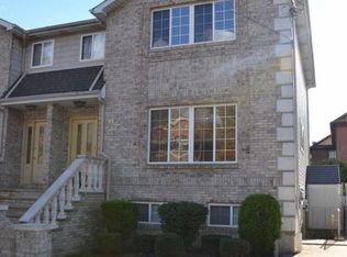 84 Beach Ave, Staten Island, NY 10306