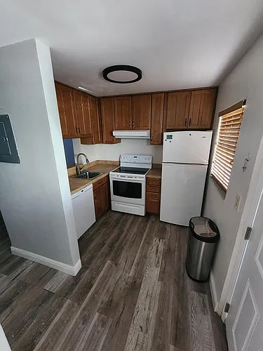 633 NE 2nd Ave #14 Photo 1