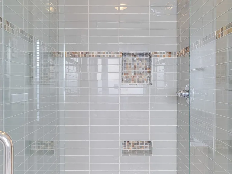 608 Patriot Ln — Photo 35