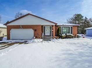 239 Parkhaven Dr, Amherst, NY 14228