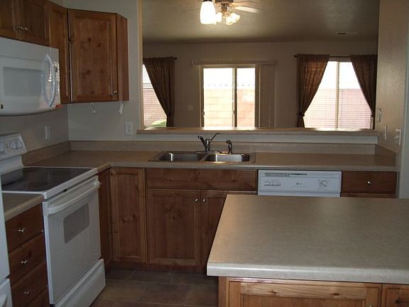 3rd image of 1173 W Snow Canyon Pkwy Unit 38