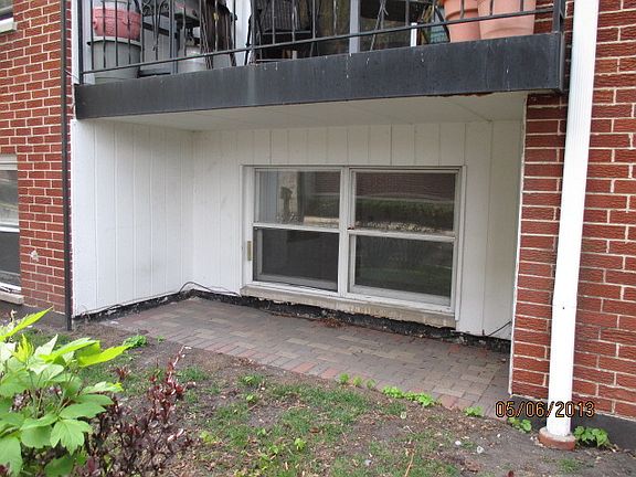 3rd image of 515 N Cass Ave APT 1D