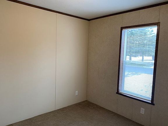 3rd image of 417 N 14th Pl #T086