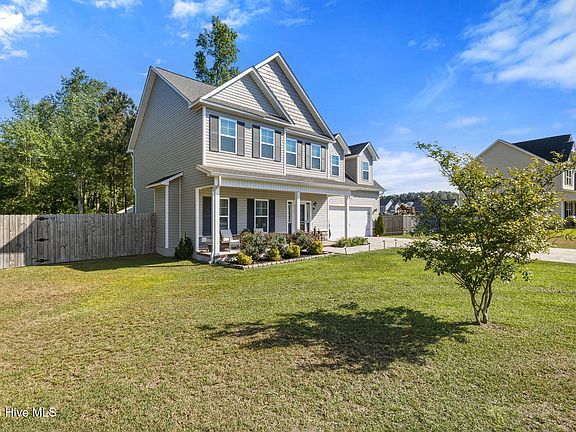 4th image of 106 Gooseberry Court