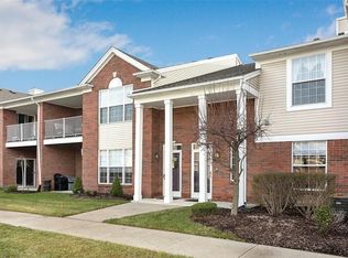 46116 Rhodes Dr, Macomb, MI 48044
