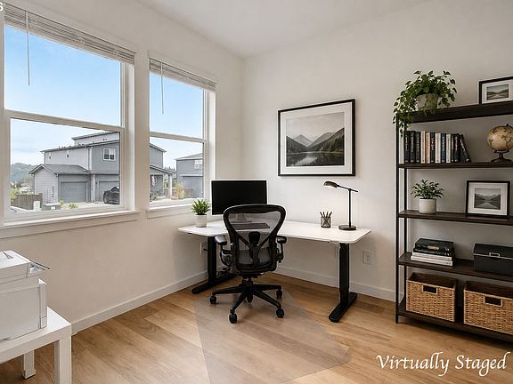 4th image of 1119 W 15th St