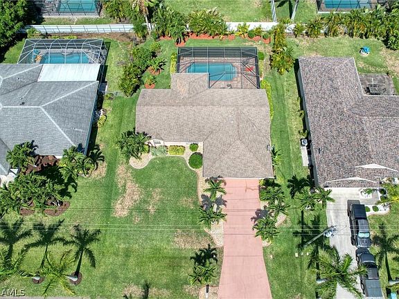 3rd image of 4342 SW 25th Ct