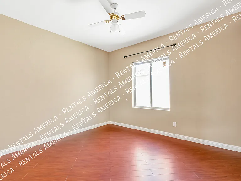 7165 W Yarbough Dr — Photo 14