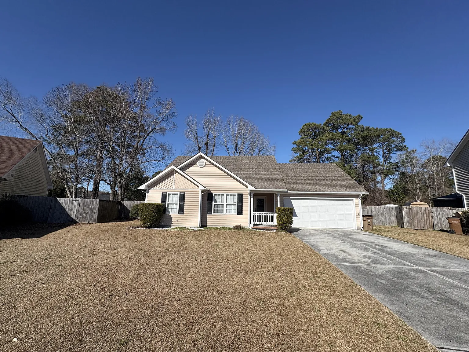 418 Eucalyptus Lane - 1 — Photo 2
