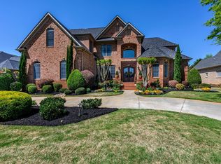 22 Appian Cir, Simpsonville, SC 29681