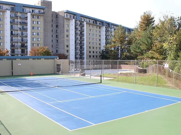 3800 Powell Ln APT 403, Falls Church, VA 22041