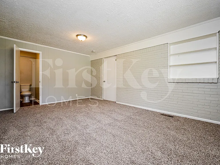 5663 Dorsey Dr — Photo 8