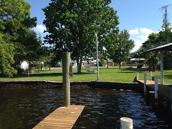 5th image of 236 Sportsman Dr
