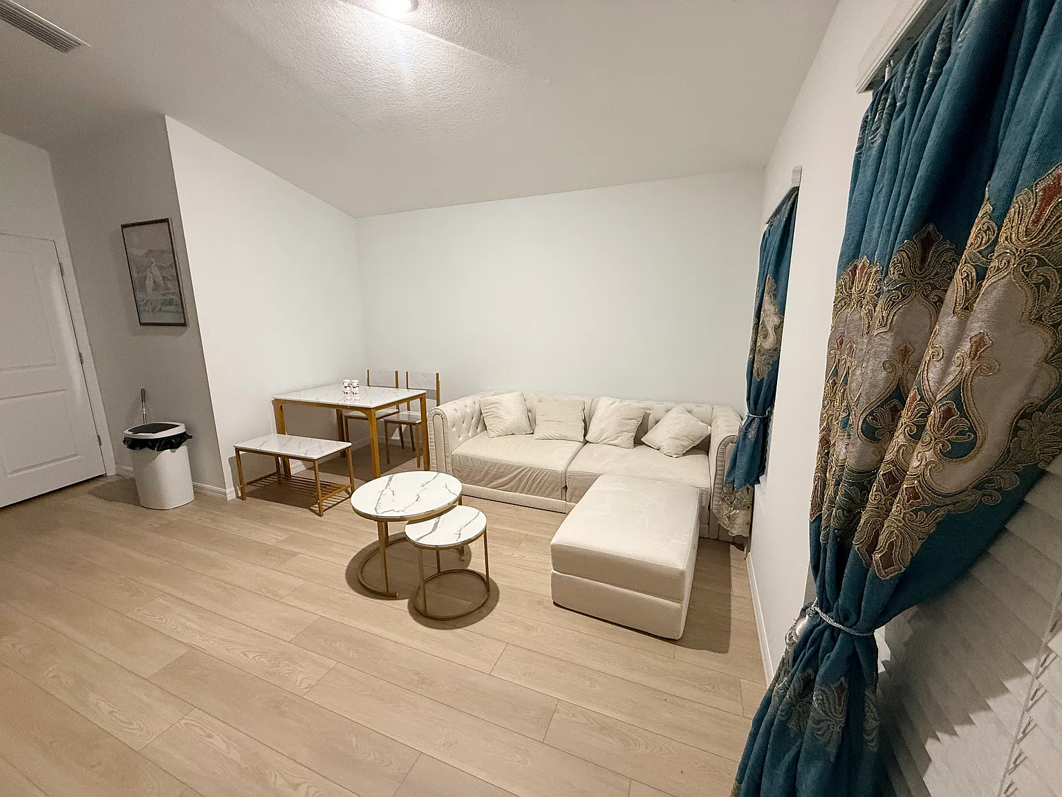 1 bed, 1800 sqft, $1,500 — Photo 3