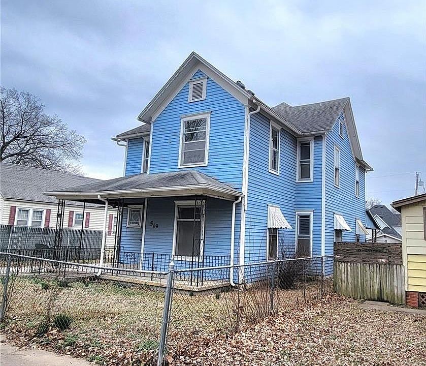 1st image of 519 W Elm St