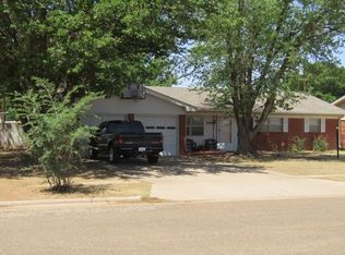 1307 W 12th St, Littlefield, TX 79339